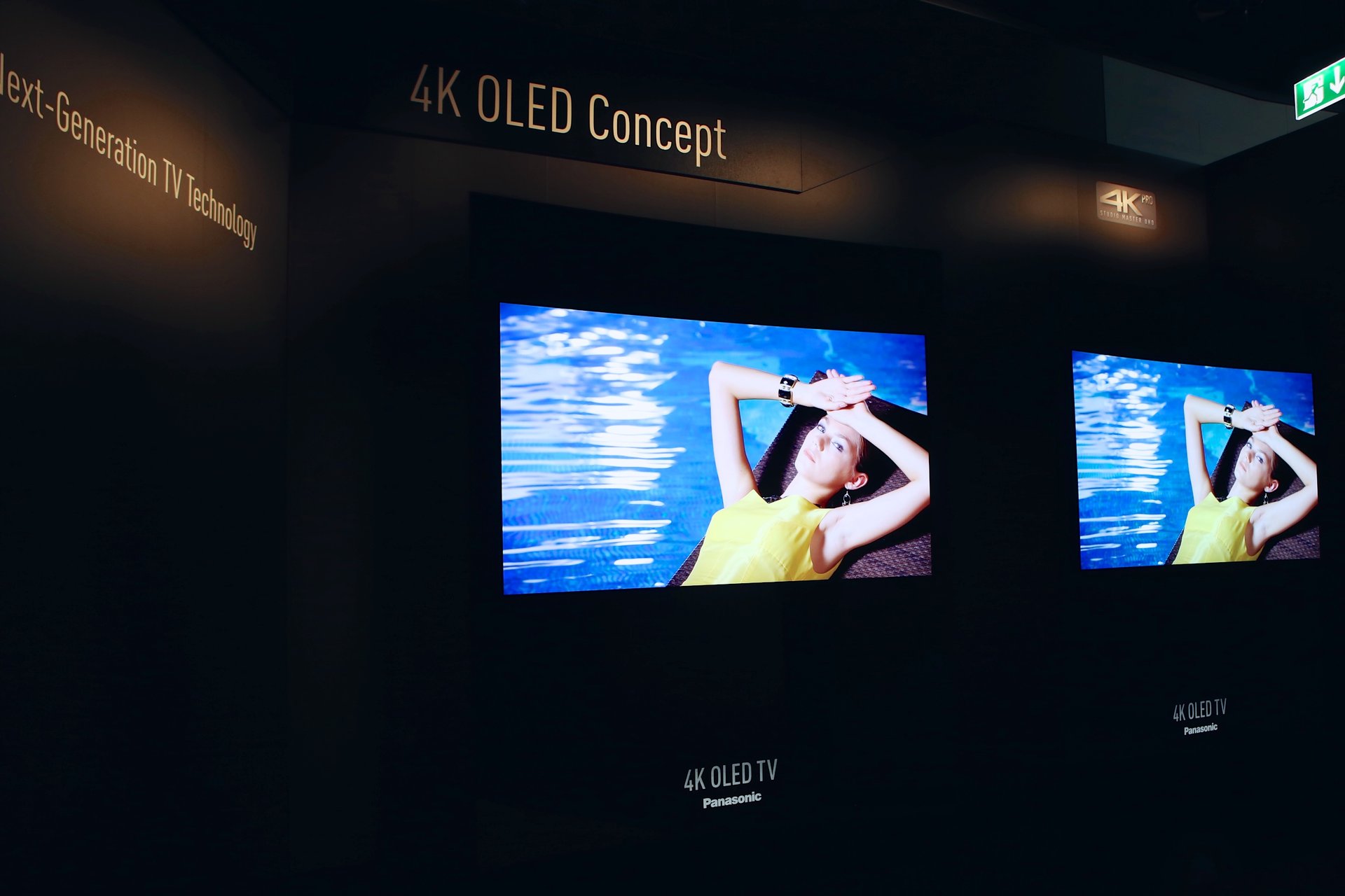 OLED-TVs werden hingegen seit Jahren nur als Prototypen ausgestellt. Die Marktreife ist noch nicht erreicht. Zu teuer in der Produktion und zu wenig langlebig sind die Geräte bislang.
